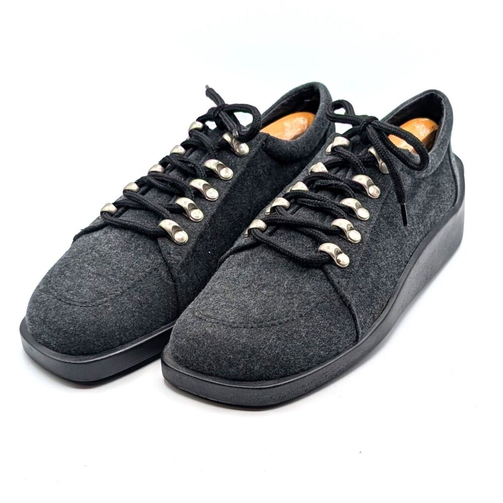 Donald J Pliner Sport Charcoal Felt Lace-Up Low Top Sneakers Women's Size 7.5